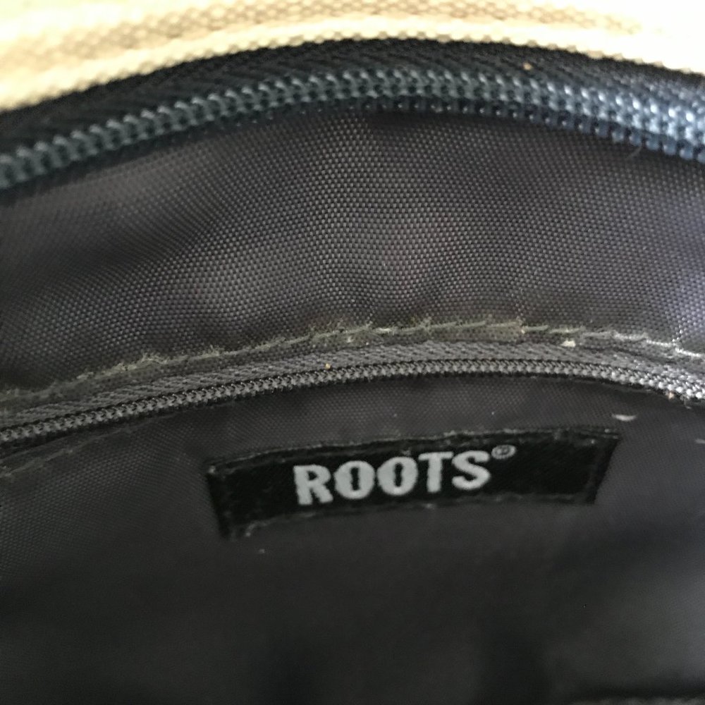 Roots - Blue Nylon  Crossbody Bag / Purse - Picture 4 of 6